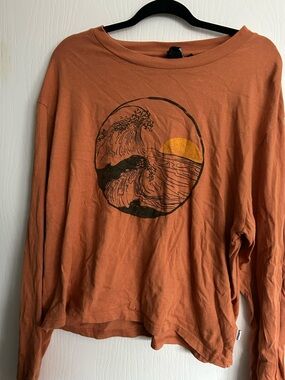 Ghanda Rust Orange Long Sleeve Tee with Wave & Sun Graphic